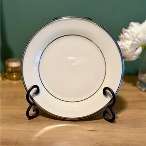 Lenox Fine China Solitaire (2) 8" Cream & Silver Salad Plate Slight Imperfection